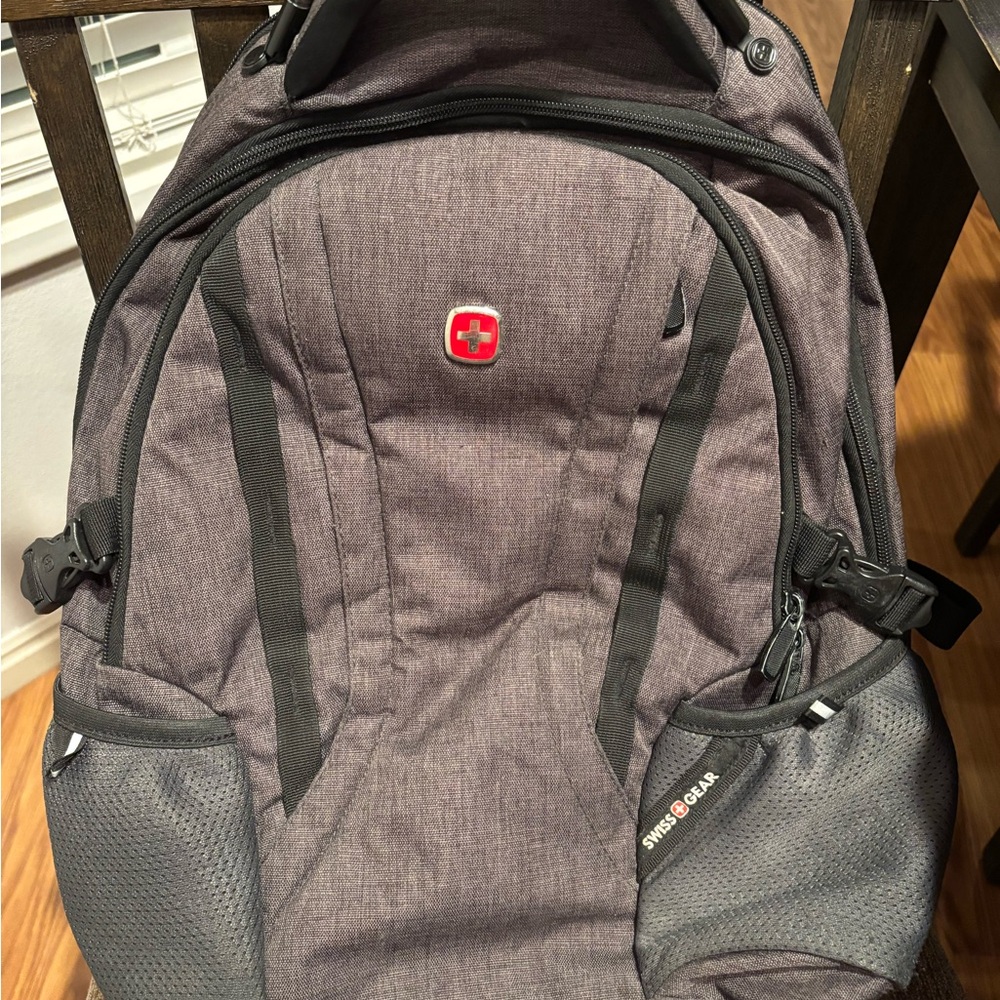 SwissGear Charcoal Black Backpack for Men